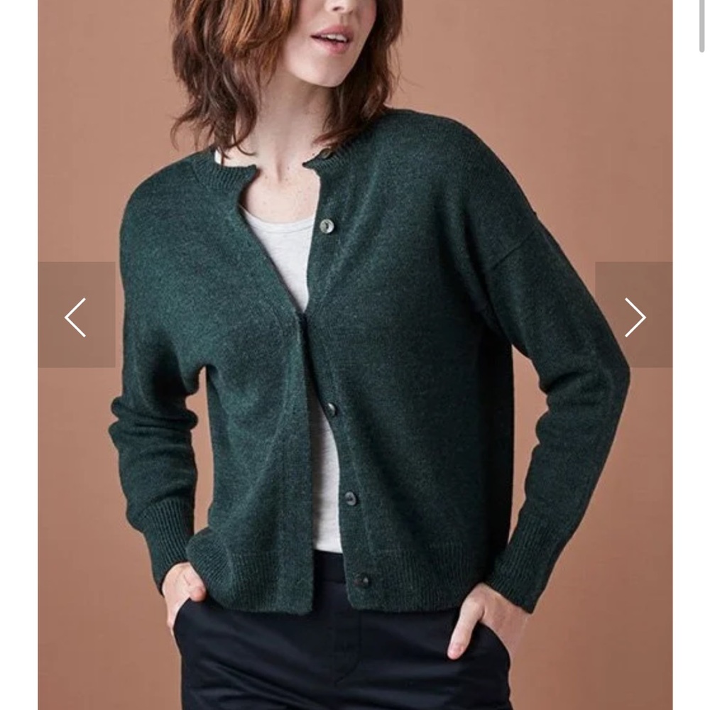 Elegant Forest Green Women's Cardigan